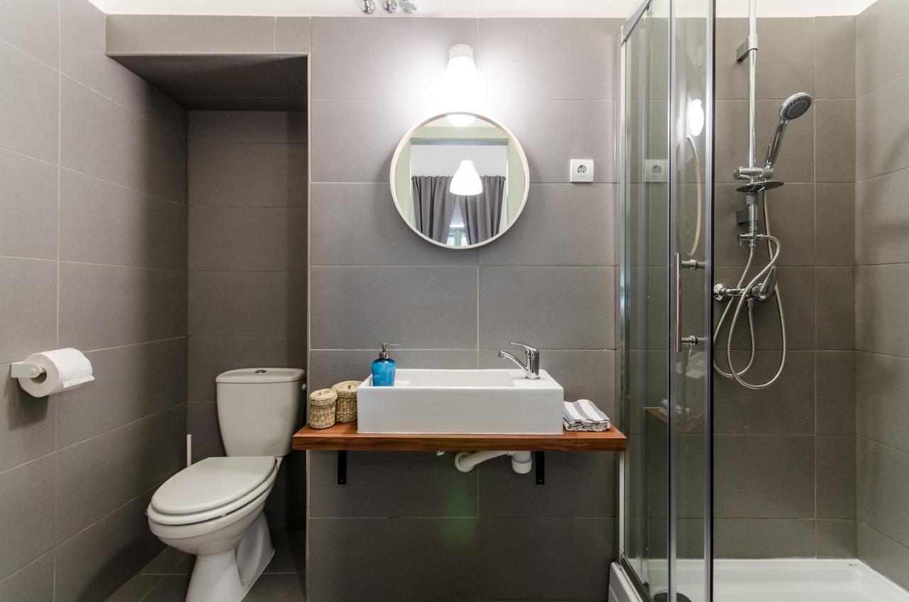 B63 2 Bedroom Apartment In Heart Of City ブダペスト エクステリア 写真