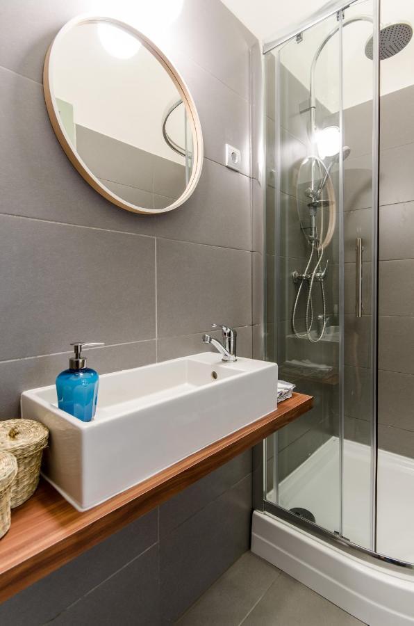B63 2 Bedroom Apartment In Heart Of City ブダペスト エクステリア 写真